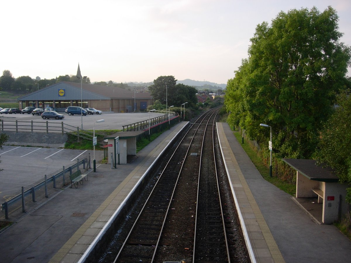 Filton - Gorsaf reilffordd Gwersyllt - Wicipedia